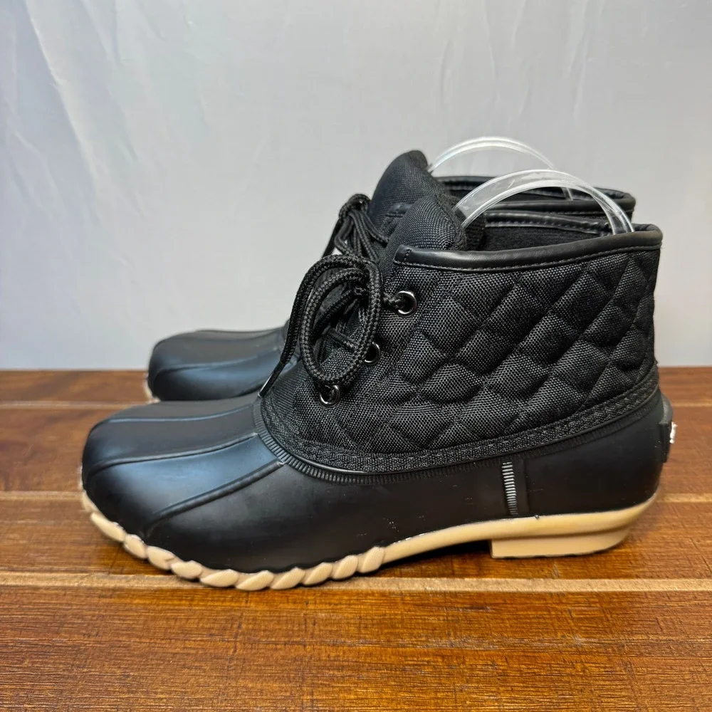 St Johns Bay Denton Quilted Duck Boots‎ Black Lace Up Women Size 7 Memory Foam